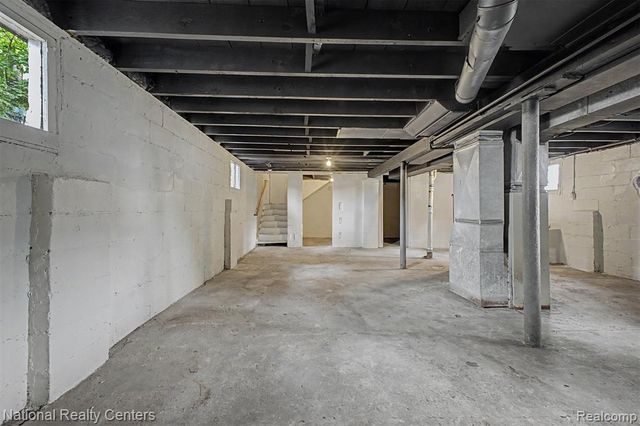 1759 Howard Street, Lincoln Park, MI 48146