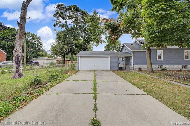 1759 Howard Street, Lincoln Park, MI 48146