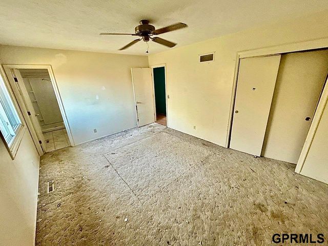 3302 E Dutchman Circle, Bellevue, NE 68123