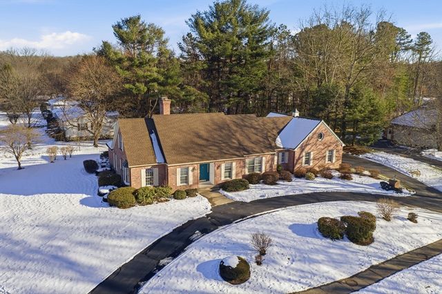 53 Ashford Rd, Longmeadow, MA 01106