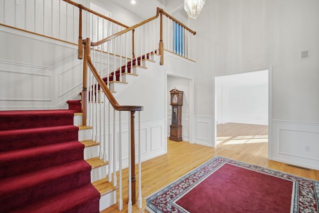 53 Ashford Rd, Longmeadow, MA 01106