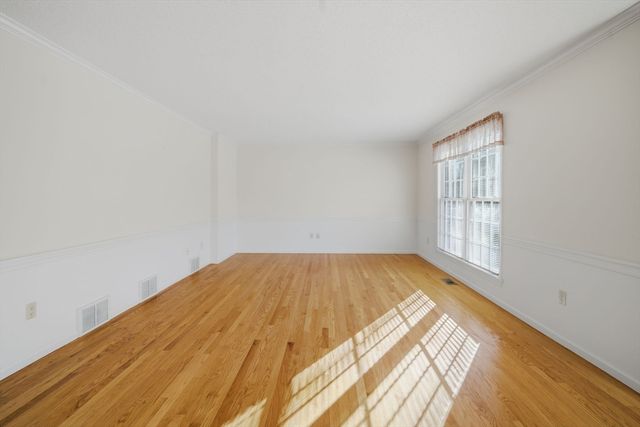 53 Ashford Rd, Longmeadow, MA 01106