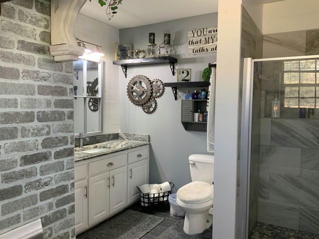 210 E Whatley Rd, White Oak, TX 75693