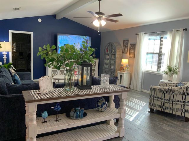 210 E Whatley Rd, White Oak, TX 75693