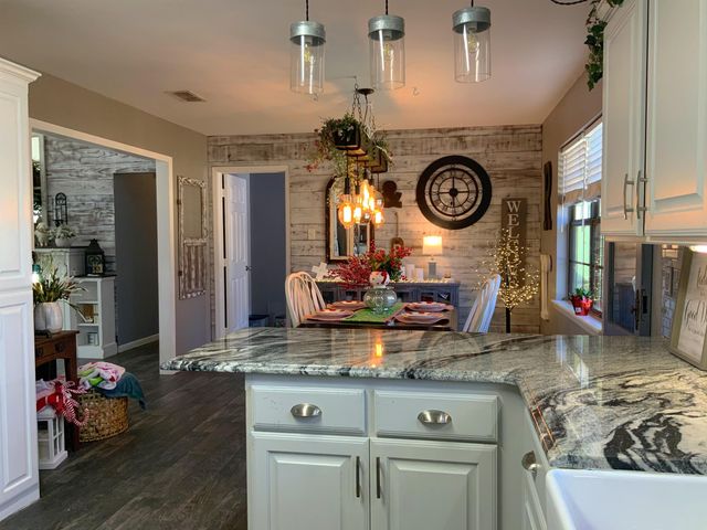 210 E Whatley Rd, White Oak, TX 75693