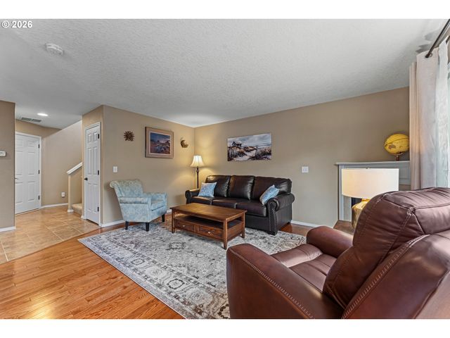 12828 Nw JARVIS Pl, Banks, OR 97106