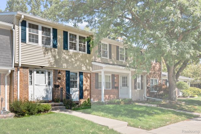 42948 Richards Court 5, Northville Township, MI 48167