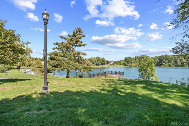 42948 Richards Court 5, Northville Township, MI 48167
