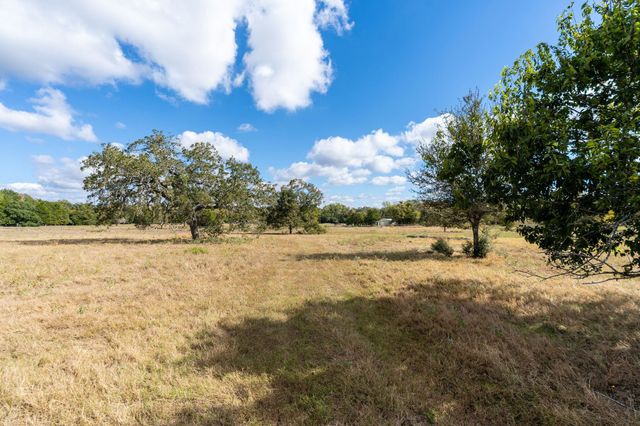 4003 State Highway 159, La Grange, TX 78945