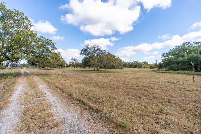 4003 State Highway 159, La Grange, TX 78945