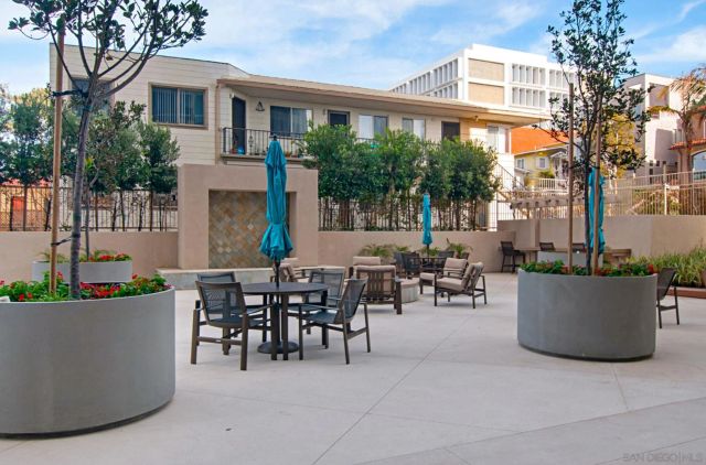 939 Coast 17D, La Jolla, CA 92037