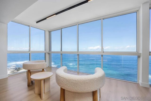 939 Coast 17D, La Jolla, CA 92037