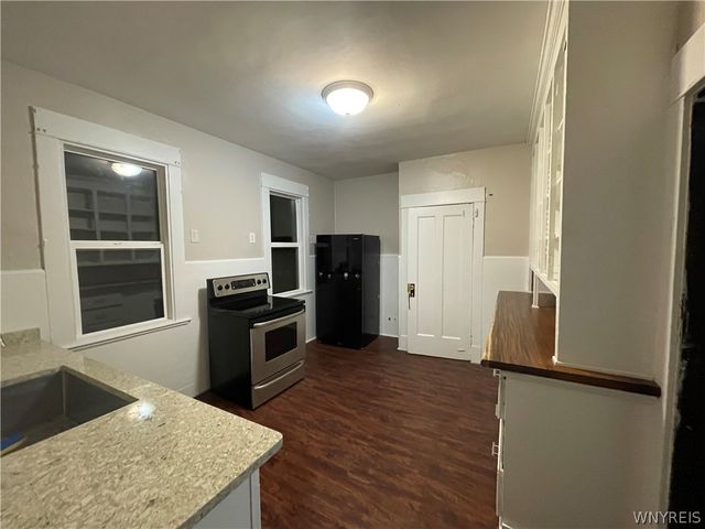 260 Humboldt Parkway, Buffalo, NY 14214