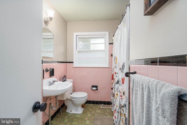 15 E FOREST DR E, Millville, NJ 08332