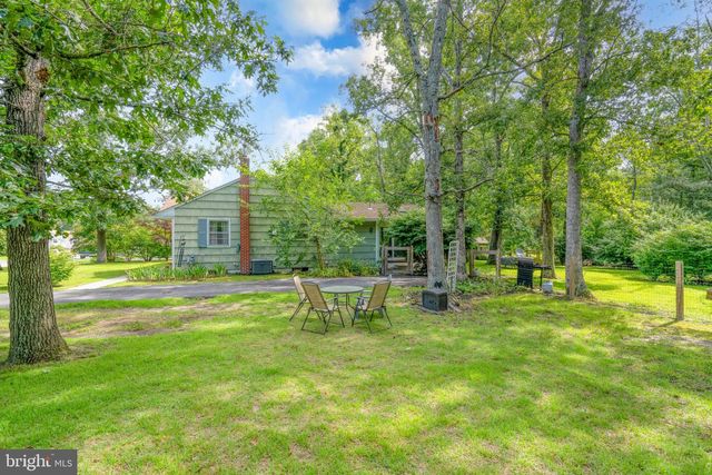 15 E FOREST DR E, Millville, NJ 08332