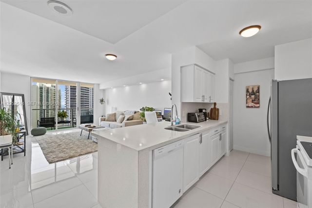1155 Brickell Bay Drive 2005, Miami, FL 33131