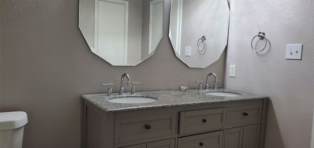 1175 Tomahawk Drive, Dallas, TX 75253