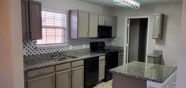 1175 Tomahawk Drive, Dallas, TX 75253