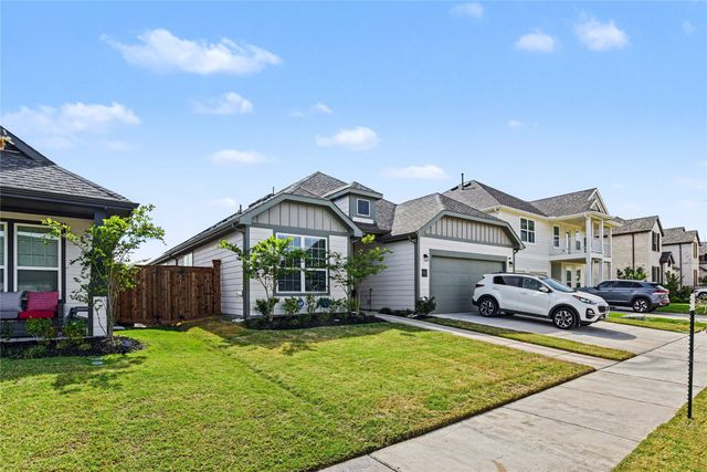 8134 Grotto Drive, Royse City, TX 75189