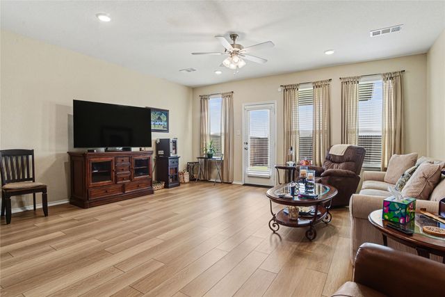 8134 Grotto Drive, Royse City, TX 75189