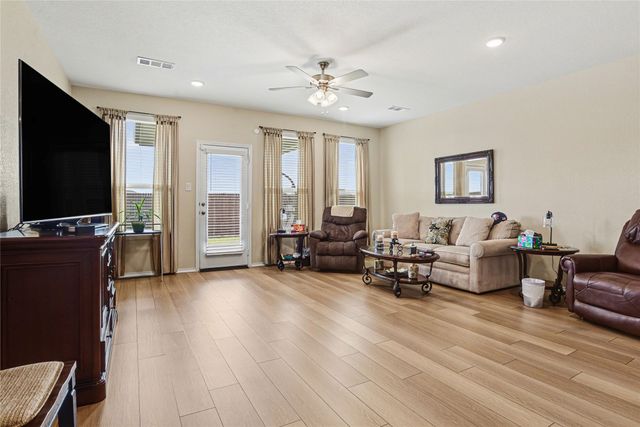 8134 Grotto Drive, Royse City, TX 75189