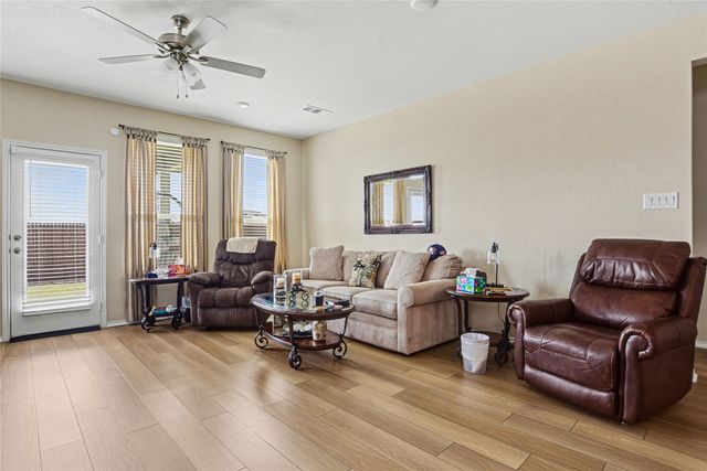 8134 Grotto Drive, Royse City, TX 75189