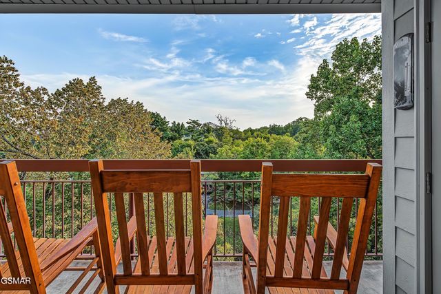 3919 S River Road, Pigeon Forge, TN 37863