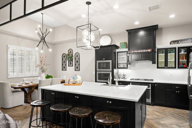 12261 CLIFTON HILL Road, Horizon City, TX 79928