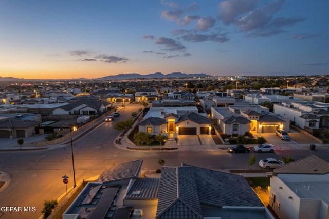 12261 CLIFTON HILL Road, Horizon City, TX 79928