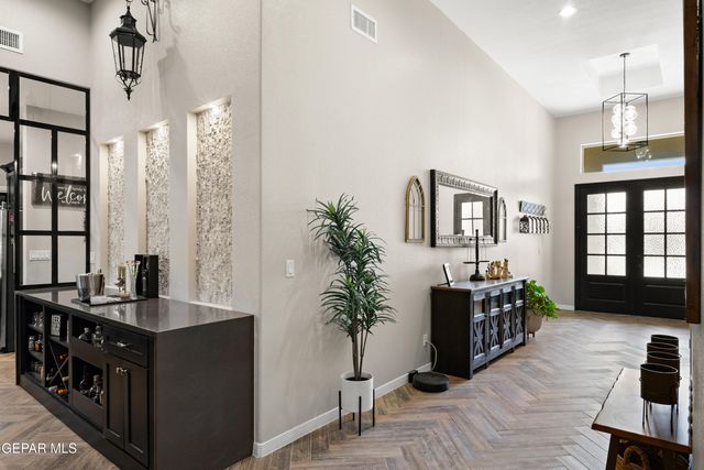 12261 CLIFTON HILL Road, Horizon City, TX 79928