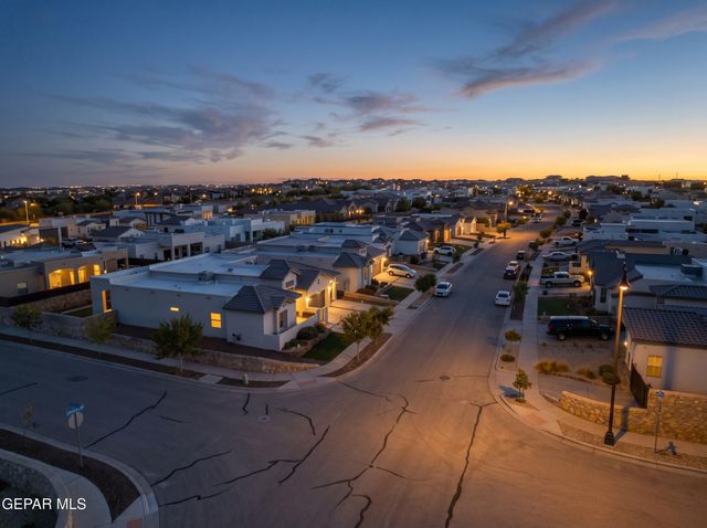 12261 CLIFTON HILL Road, Horizon City, TX 79928