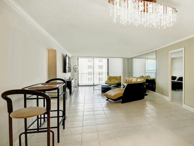 3460 S Ocean Boulevard 7110, Palm Beach, FL 33480