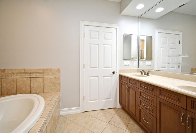 1649 LAKE BALDWIN LANE, Orlando, FL 32814