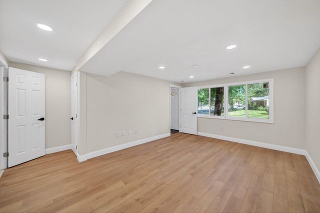 4233 HOFFMAN DR, Woodbridge, VA 22193