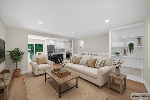 4233 HOFFMAN DR, Woodbridge, VA 22193