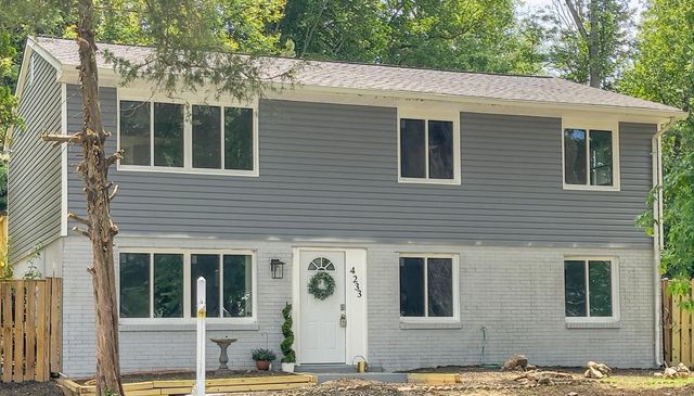4233 HOFFMAN DR, Woodbridge, VA 22193