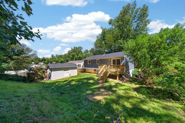 4233 HOFFMAN DR, Woodbridge, VA 22193
