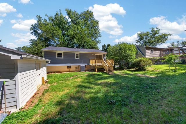 4233 HOFFMAN DR, Woodbridge, VA 22193
