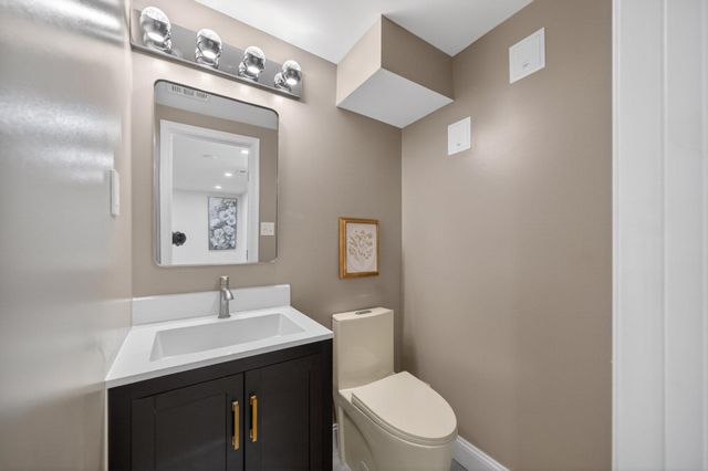 4233 HOFFMAN DR, Woodbridge, VA 22193