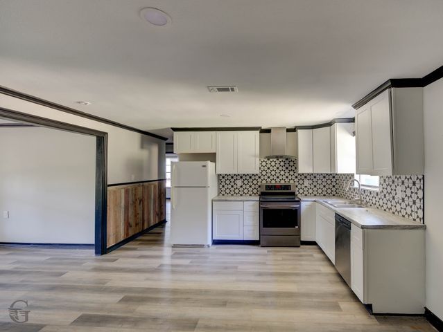 1054 Frontage Road, Minden, LA 71055