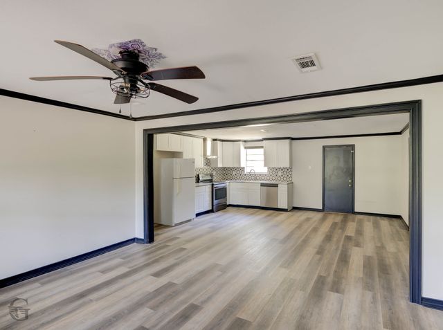 1054 Frontage Road, Minden, LA 71055