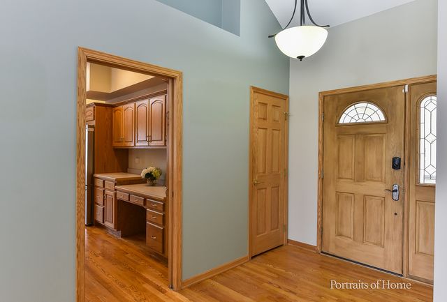 11 Merrimack Court, Bolingbrook, IL 60440