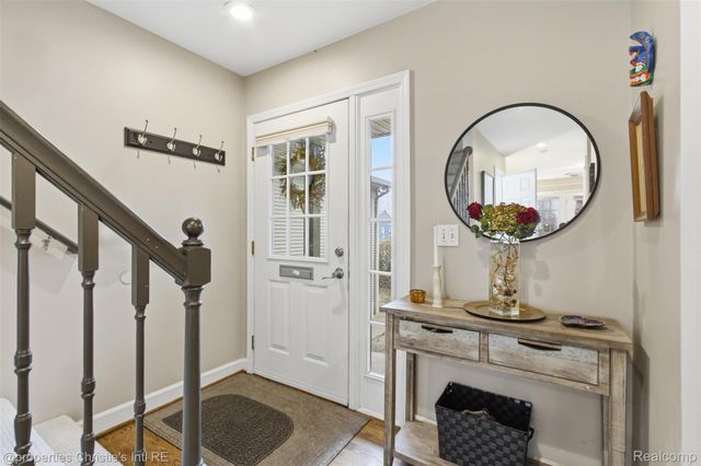 519 E Breckenridge Street, Ferndale, MI 48220