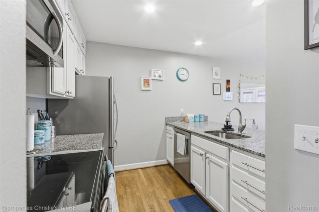 519 E Breckenridge Street, Ferndale, MI 48220