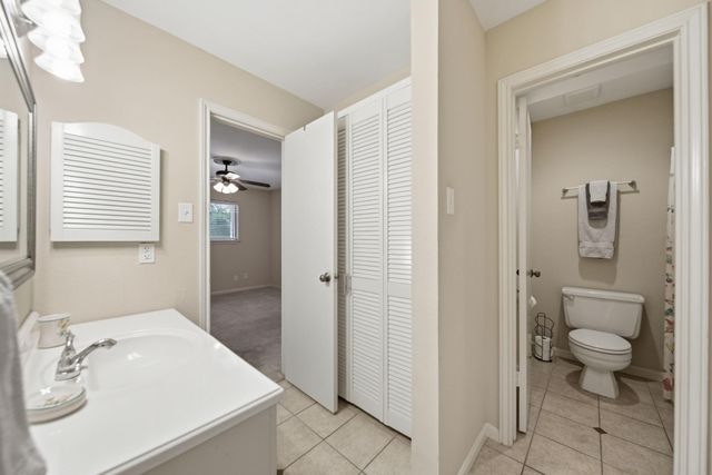 15575 Marina Drive 317C, Conroe, TX 77356