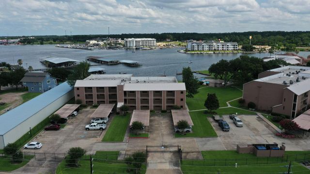 15575 Marina Drive 317C, Conroe, TX 77356