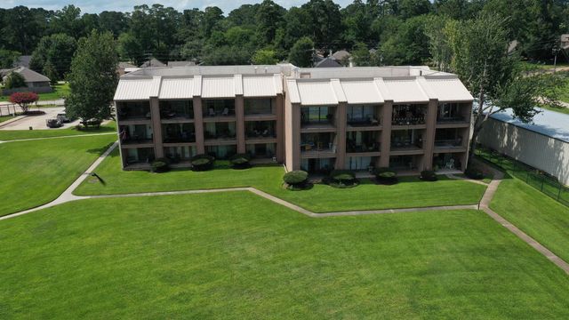 15575 Marina Drive 317C, Conroe, TX 77356