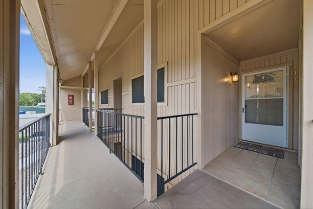 15575 Marina Drive 317C, Conroe, TX 77356