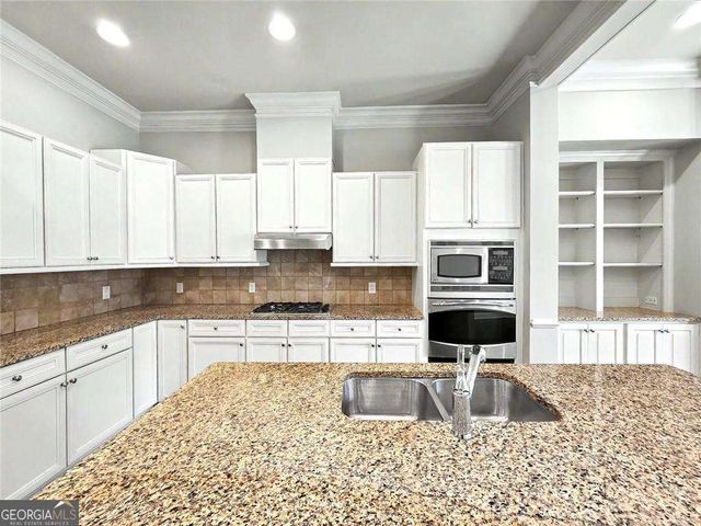 302 Riversgate Drive 55, Atlanta, GA 30339