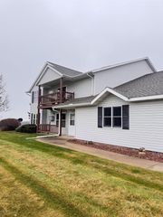 210 COUNTRY SIDE COURT #C, Waupaca, WI 54981